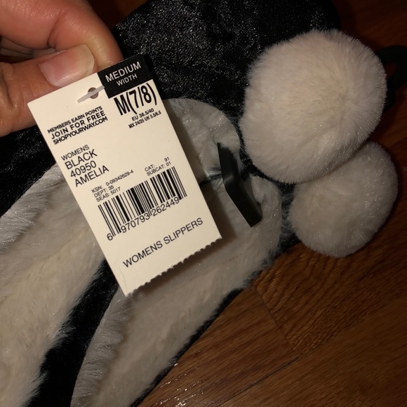 FLASH SALE❣️Brand NEW❣️ Jaclyn Smith Slippers - Picture 4 of 6